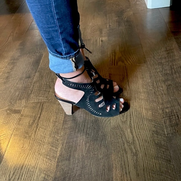 Franco Sarto Leather Heels Size 8 4” Heel Gorgeous In Good Pre-Loved Condition - Picture 7 of 11